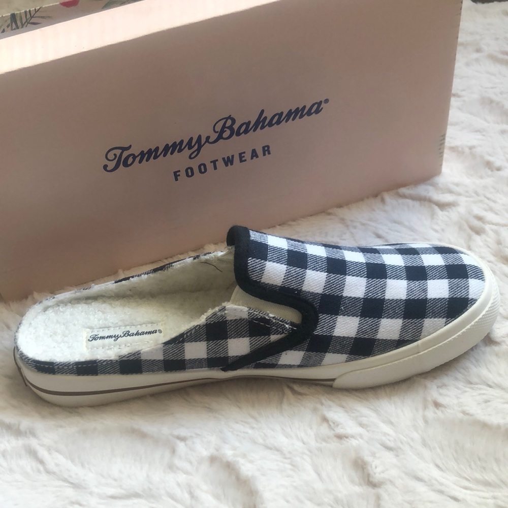 TOMMY BAHAMA Cozy Mule